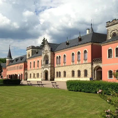 Guest Turnov